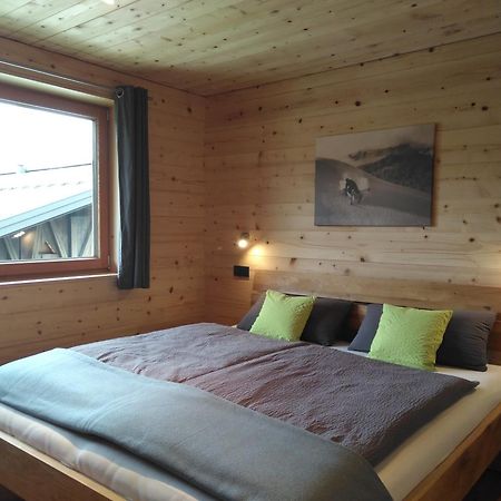 Walser Berg Chalets รีซแลร์น ภายนอก รูปภาพ